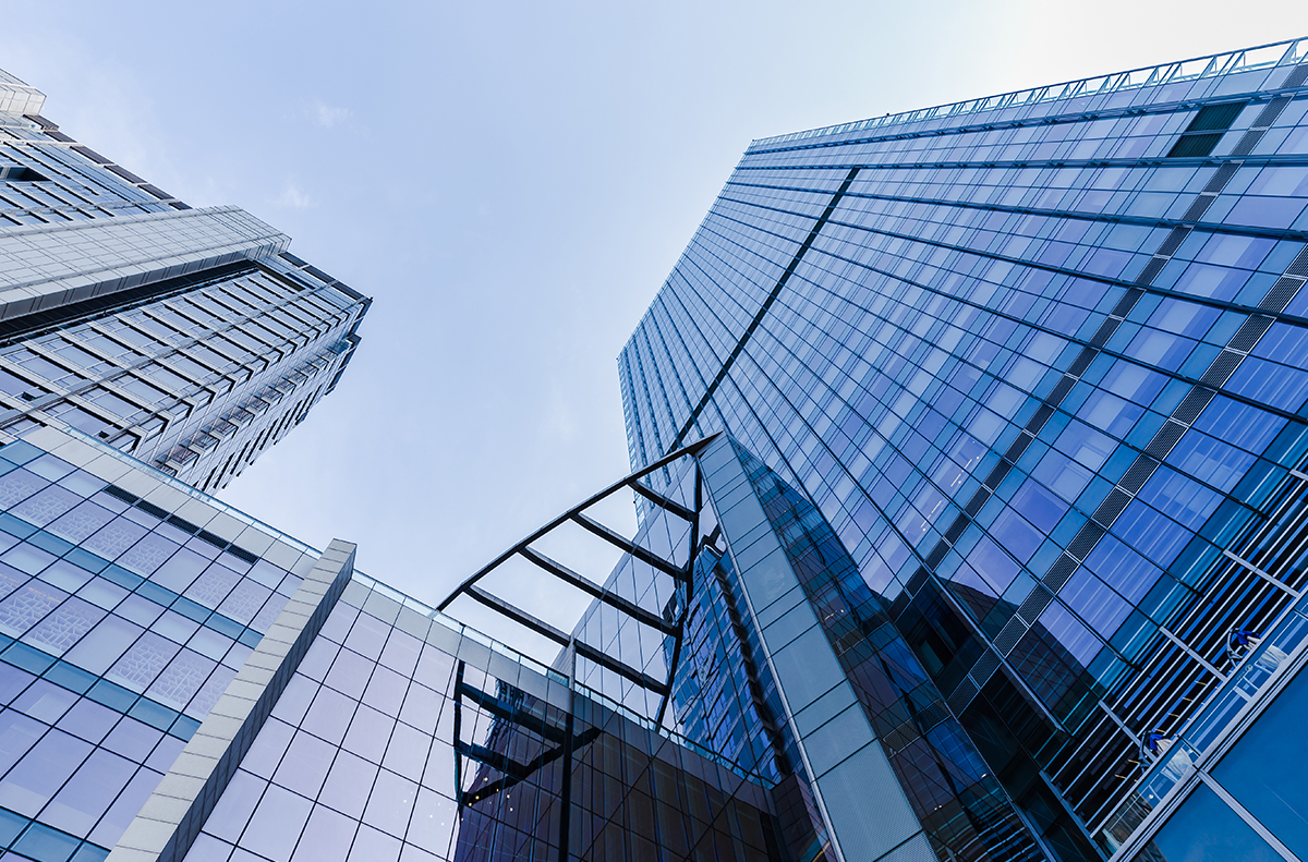 關(guān)于巨堅(jiān)